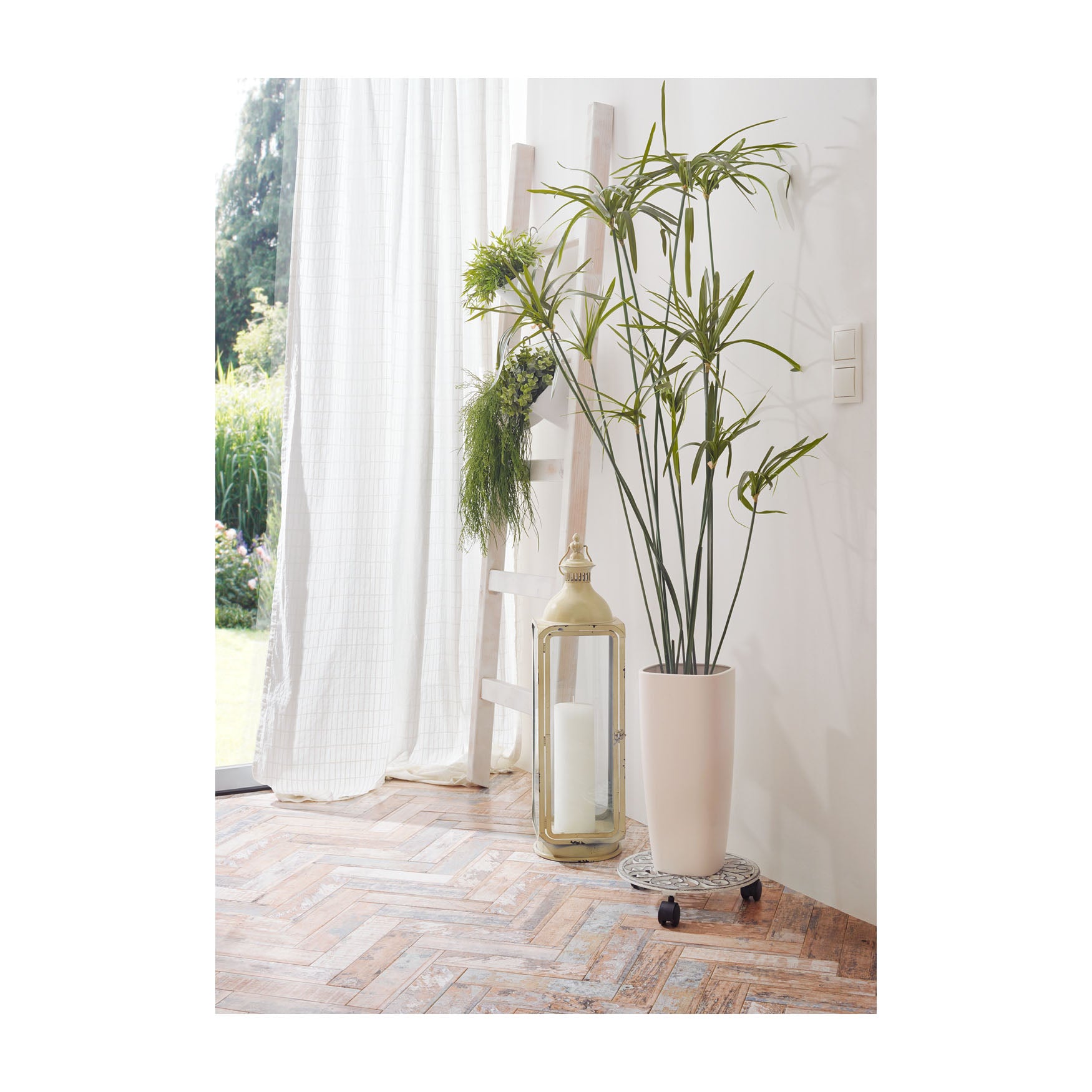 Cast Iron Plant Caddy - 11.4" White Round