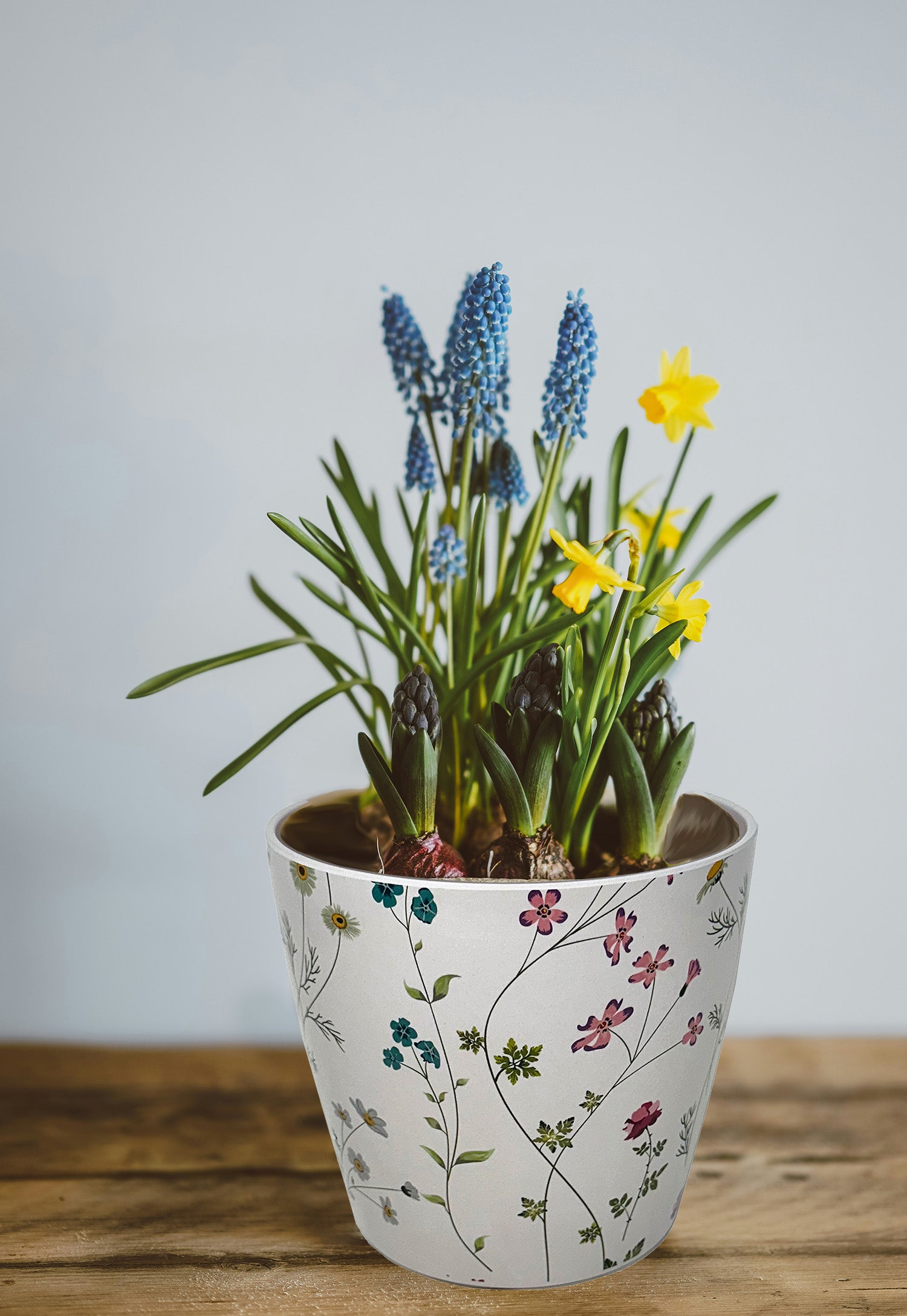 7" Round Self-Watering Bamboo Pot - Wildflower