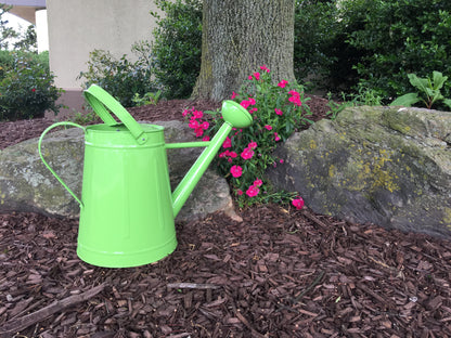 Metal Watering Can &amp; Memory Foam Kneel Cushion Combo - 2.1 gal Green