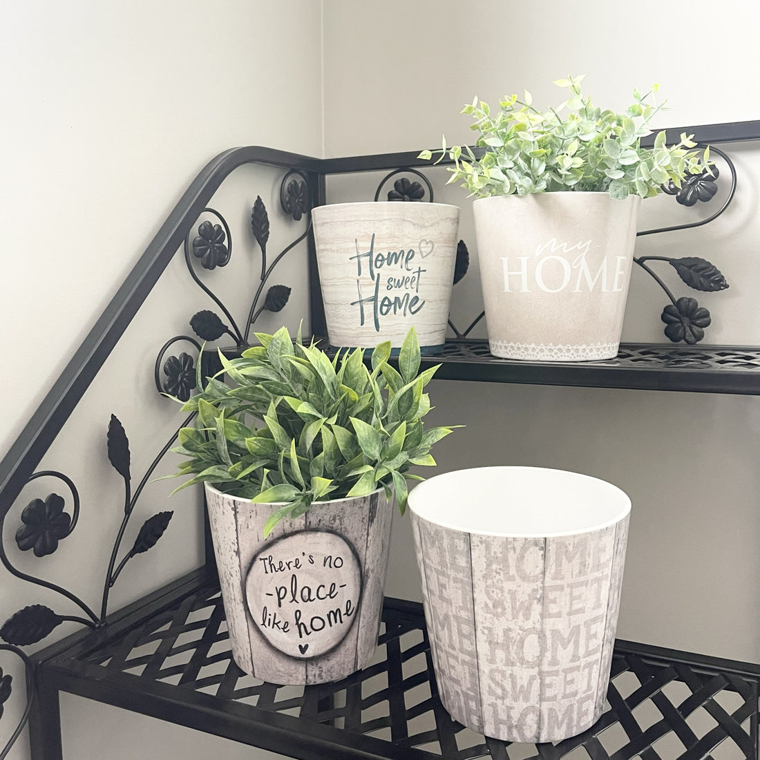 Home 4-Piece Indoor Ceramic Pottery Set