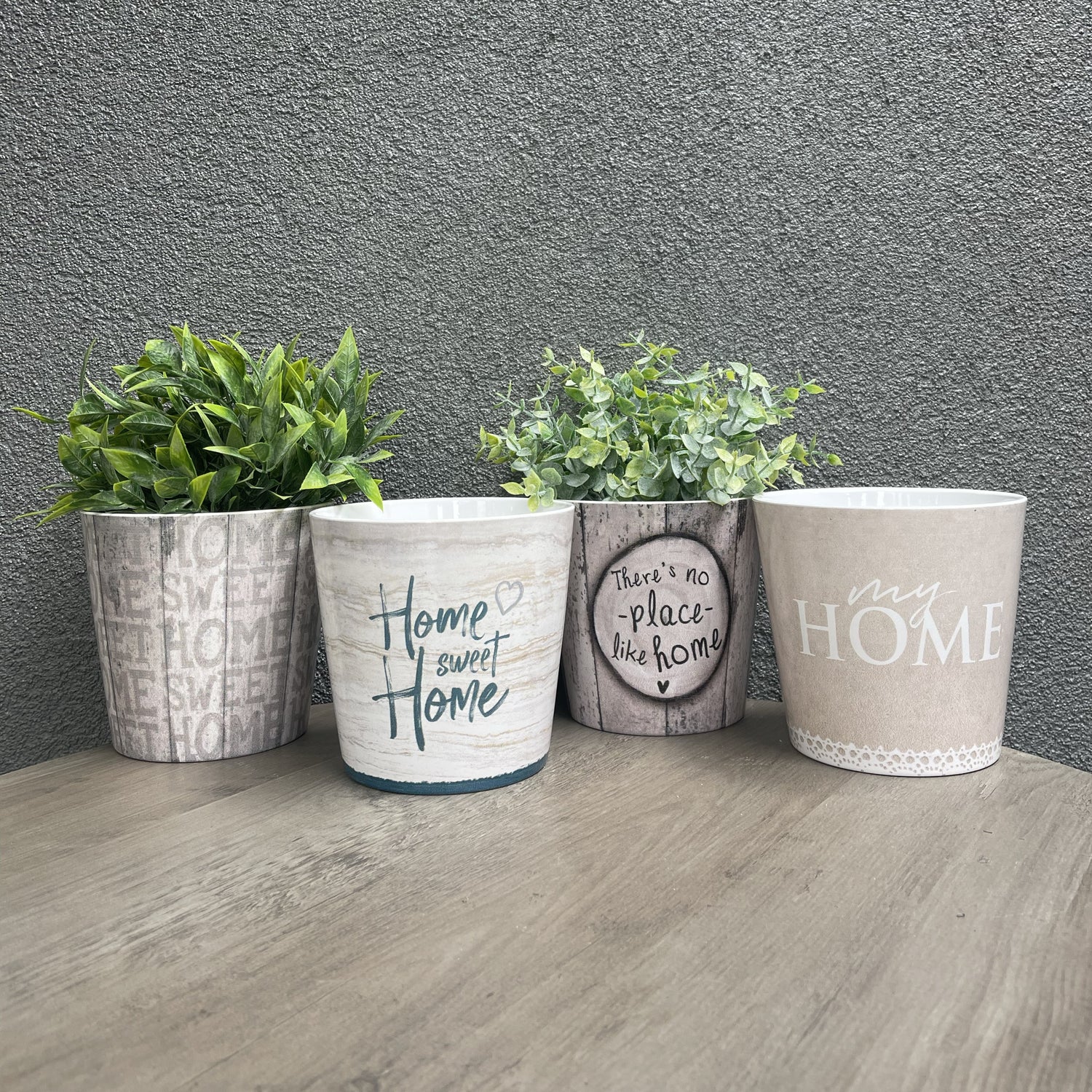 Home 4-Piece Indoor Ceramic Pottery Set