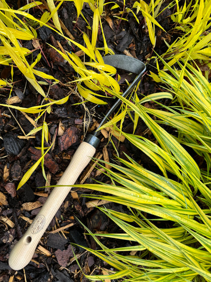 DeWit Hoe - Japanese Right Handed with 10" Handgrip