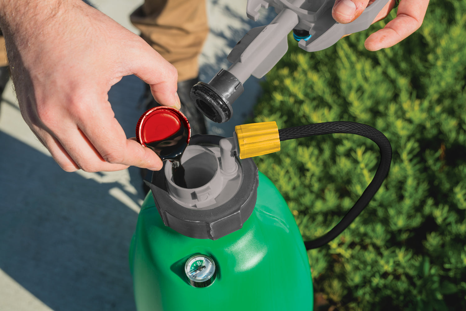 Aussie EzySpray - 0.8 Gal