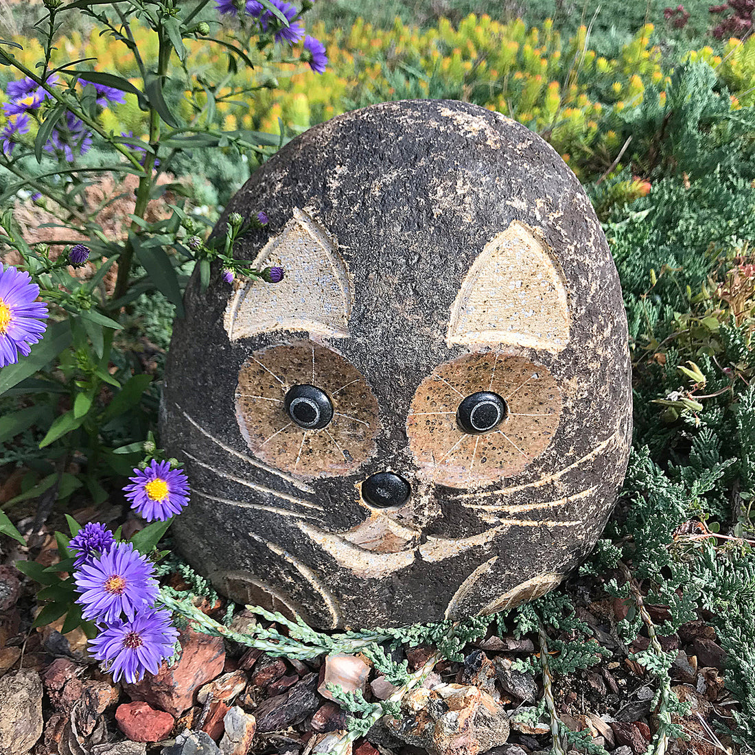 Boulder Cat - 8" H