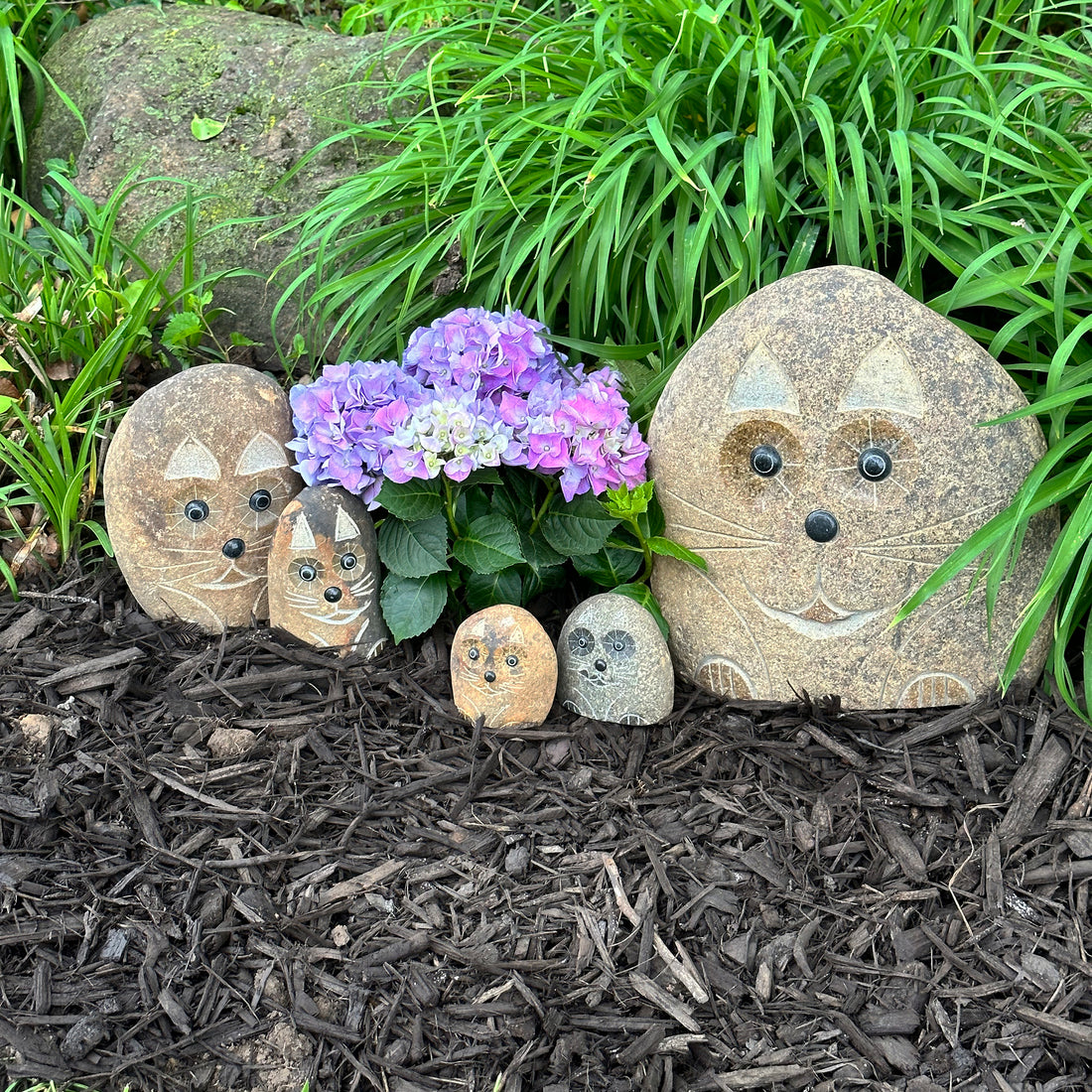 Family of Boulder Cats - 5 Pcs 4"H, 6"H, 8"H, 12"H