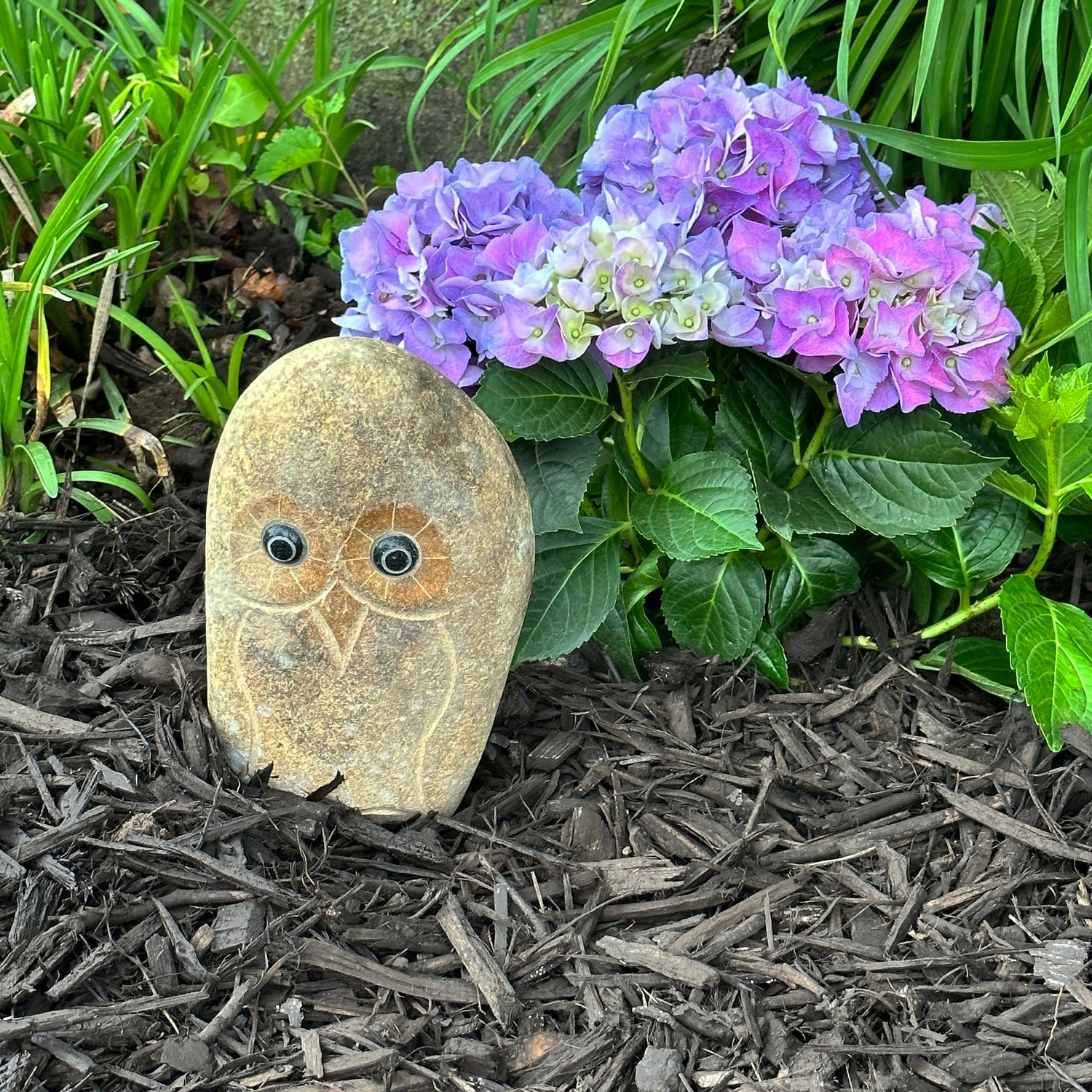 Boulder Owl - 8" H