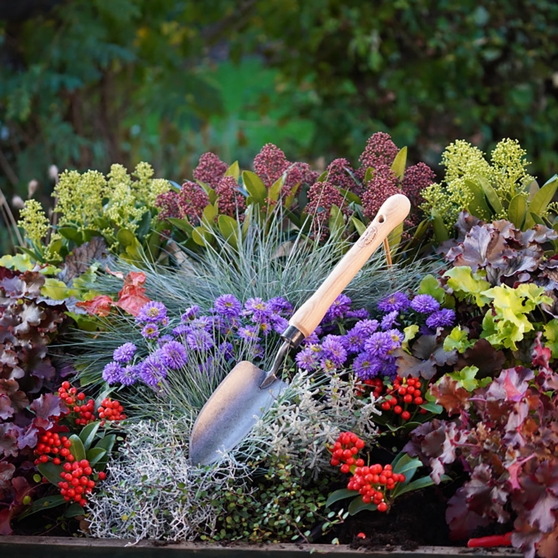DeWit Trowel with Midsize Handle